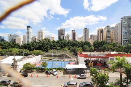 Vista de apartamento para alugar com 3 quartos, 94m² em Vila Olímpia, São Paulo
