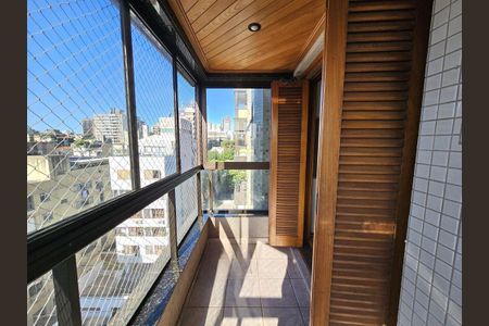 Apartamento para alugar com 130m², 4 quartos e 2 vagasVaranda 