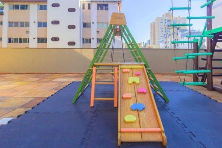 Apartamento para alugar com 130m², 4 quartos e 2 vagasÁrea Comum 