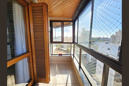 Apartamento para alugar com 130m², 4 quartos e 2 vagasVaranda 