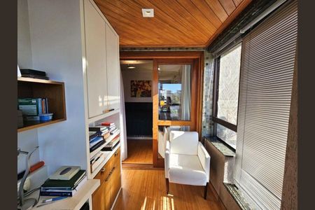 Apartamento para alugar com 130m², 4 quartos e 2 vagasVaranda 