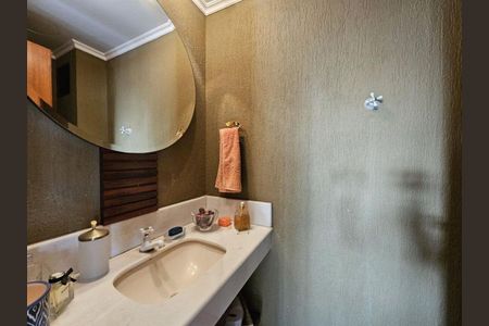 Apartamento para alugar com 130m², 4 quartos e 2 vagasBanheiro 4