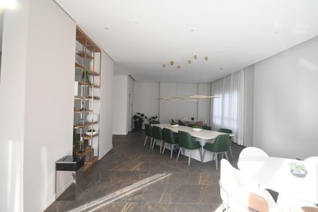 Apartamento para alugar com 55m², 2 quartos e 1 vagaÁrea comum - Salão de festas