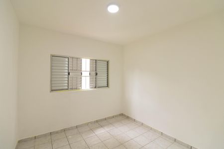 Casa de condomínio para alugar com 80m², 2 quartos e sem vaga
