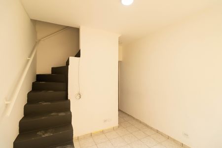 Casa de condomínio para alugar com 80m², 2 quartos e sem vaga