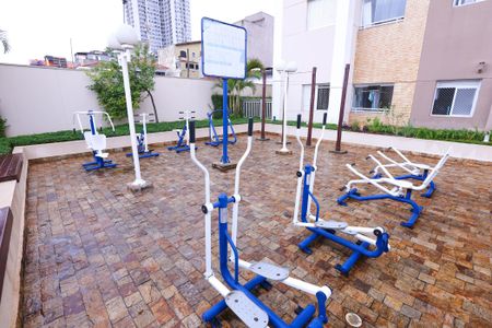 Apartamento para alugar com 47m², 2 quartos e 1 vaga Apartamento para alugar com 47m², 2 quartos e 1 vagaÁrea comum - Academia