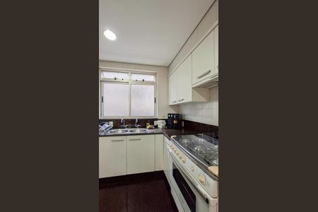 Apartamento para alugar com 100m², 3 quartos e 2 vagasCozinha e Área de Serviço