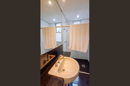 Banheiro da Suíte de apartamento para alugar com 3 quartos, 100m² em Centro, Belo Horizonte