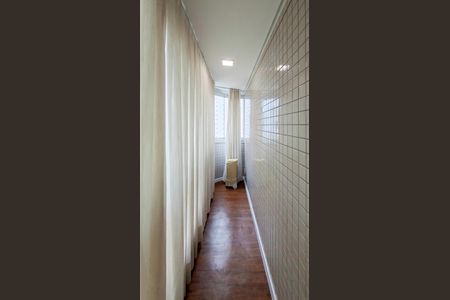 Apartamento para alugar com 100m², 3 quartos e 2 vagasQuarto