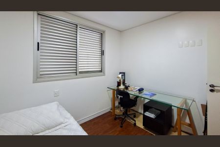 Apartamento para alugar com 100m², 3 quartos e 2 vagasQuarto 2