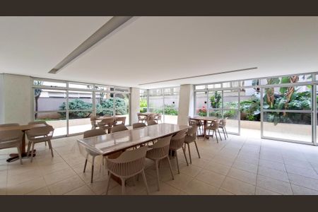 Apartamento para alugar com 100m², 3 quartos e 2 vagasÁrea comum - Salão de festas