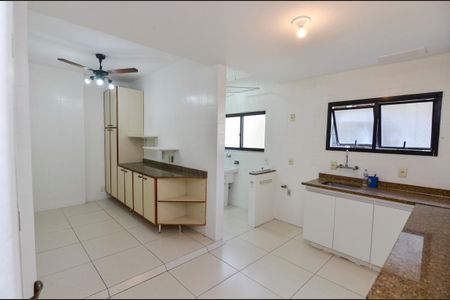 Apartamento para alugar com 97m², 3 quartos e 2 vagasCozinha