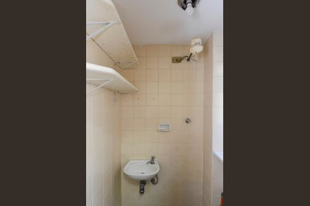 Apartamento para alugar com 97m², 3 quartos e 2 vagasBanheiro de Serviço