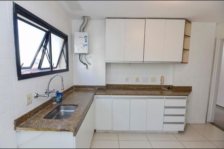 Apartamento para alugar com 97m², 3 quartos e 2 vagasCozinha