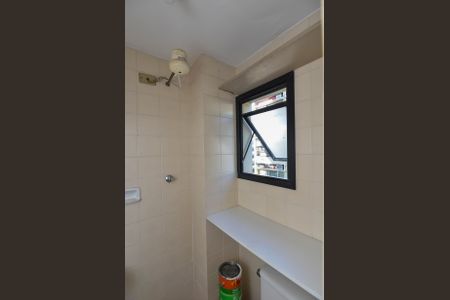 Apartamento para alugar com 97m², 3 quartos e 2 vagasBanheiro de Serviço