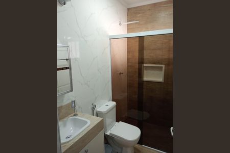 Casa à venda com 250m², 4 quartos e 1 vagaBanheiro