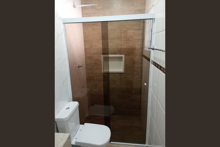 Casa à venda com 250m², 4 quartos e 1 vagaBanheiro