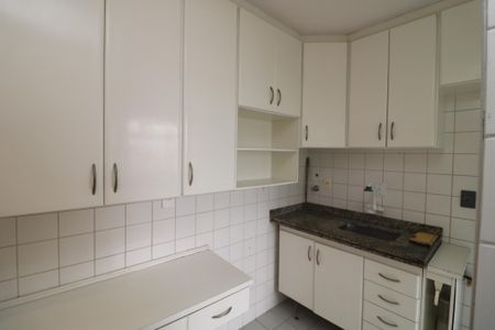 Apartamento à venda com 60m², 2 quartos e 1 vagaCozinha