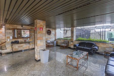 Apartamento para alugar com 130m², 2 quartos e 1 vagaHall de entrada