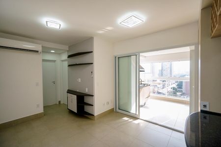 Sala de apartamento à venda com 2 quartos, 66m² em Vila Azevedo, São Paulo