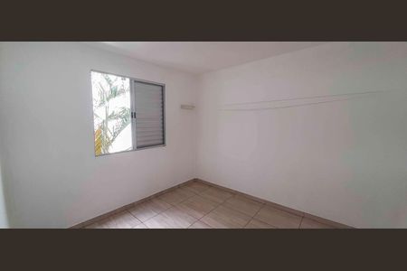 Quarto 1 de apartamento para alugar com 2 quartos, 50m² em Vila dos Remedios, Osasco