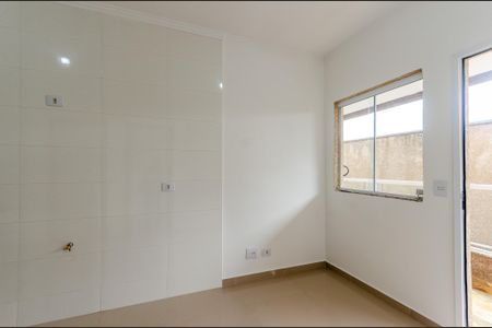 Sala de apartamento para alugar com 2 quartos, 60m² em Jardim Mangalot, São Paulo