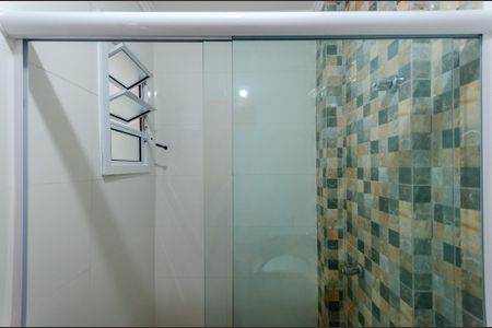 Apartamento para alugar com 60m², 2 quartos e sem vagaBanheiro