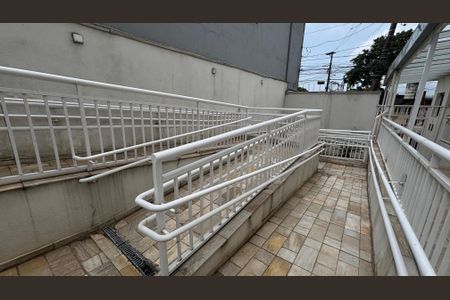 Apartamento à venda com 50m², 2 quartos e 1 vagaRampa - Corrimão