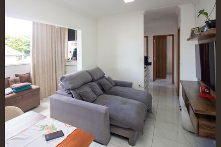 Sala de apartamento para alugar com 3 quartos, 71m² em Alvorada, Contagem