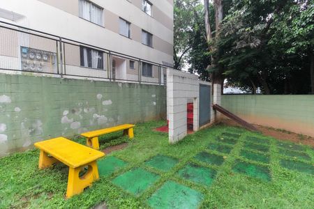 Apartamento para alugar com 48m², 2 quartos e sem vaga Apartamento para alugar com 48m², 2 quartos e sem vagaPlayground