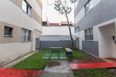 Apartamento para alugar com 48m², 2 quartos e sem vaga Apartamento para alugar com 48m², 2 quartos e sem vagaÁrea Comum