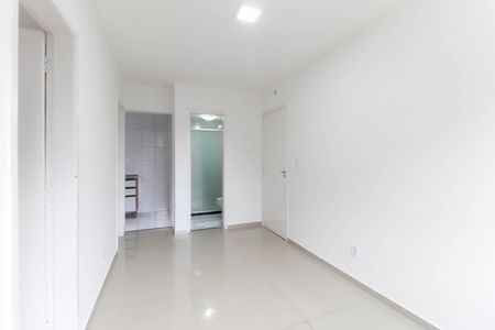 Sala de apartamento para alugar com 2 quartos, 48m² em Vila Chabilandia, São Paulo