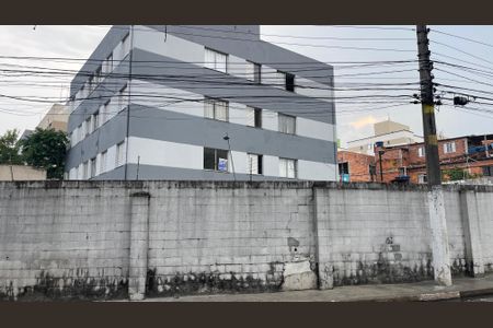 Apartamento para alugar com 48m², 2 quartos e sem vaga Apartamento para alugar com 48m², 2 quartos e sem vagaPlaca