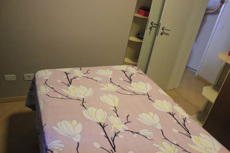 Apartamento à venda com 78m², 2 quartos e 2 vagasQuarto 