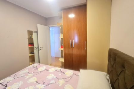 Apartamento à venda com 78m², 2 quartos e 2 vagasQuarto 