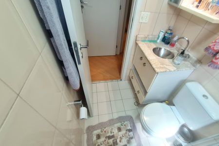 Apartamento à venda com 78m², 2 quartos e 2 vagasBanheiro da Suíte 