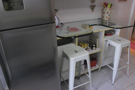 Apartamento à venda com 78m², 2 quartos e 2 vagasCozinha 