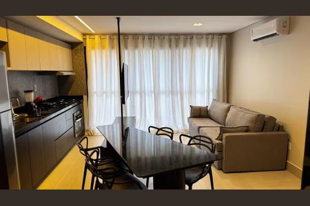 Sala de apartamento para alugar com 2 quartos, 69m² em Setor Bueno, Goiânia