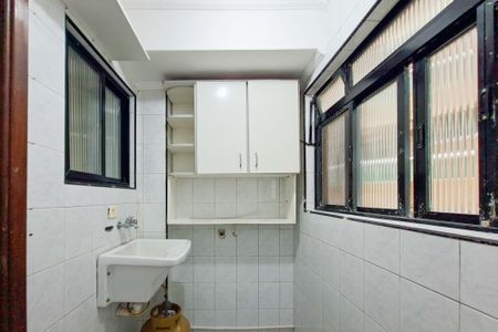 Apartamento para alugar com 120m², 3 quartos e 1 vagaÁrea de Serviço