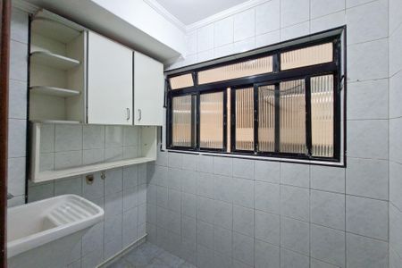 Apartamento para alugar com 120m², 3 quartos e 1 vagaÁrea de Serviço