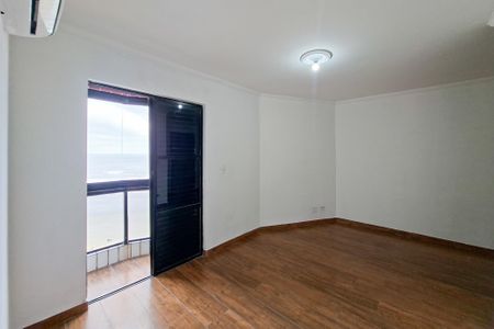 Apartamento para alugar com 120m², 3 quartos e 1 vagaSuite