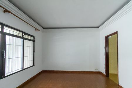 Casa à venda com 280m², 3 quartos e 4 vagas Casa à venda com 280m², 3 quartos e 4 vagasSala
