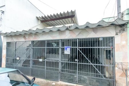 Casa à venda com 280m², 3 quartos e 4 vagas Casa à venda com 280m², 3 quartos e 4 vagasFachada