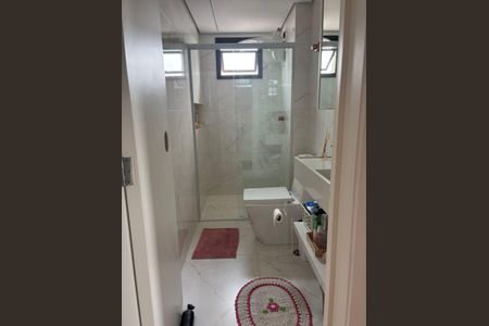 Banheiro de apartamento à venda com 1 quarto, 90m² em Jardim dos Camargos, Barueri