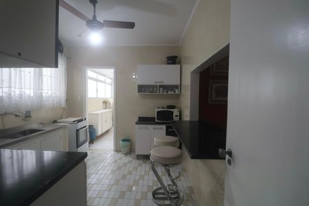 Apartamento para alugar com 137m², 3 quartos e 2 vagasCozinha