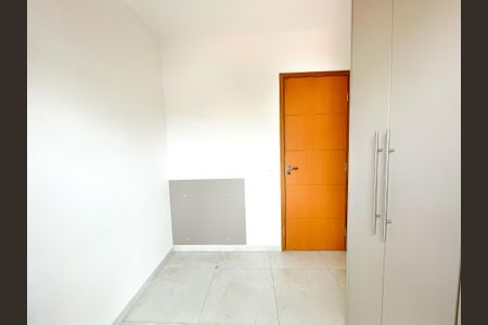 Apartamento à venda com 42m², 2 quartos e 1 vagaQuarto 2