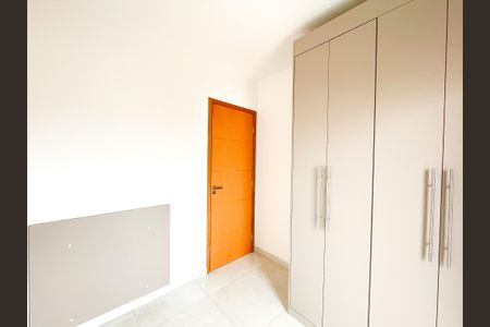 Apartamento à venda com 42m², 2 quartos e 1 vagaQuarto 2