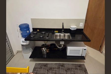 Cozinha de casa para alugar com 1 quarto, 90m² em Jardim Santa Mena, Guarulhos