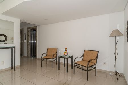 Apartamento à venda com 34m², 1 quarto e 1 vagaÁrea comum - Hall Social