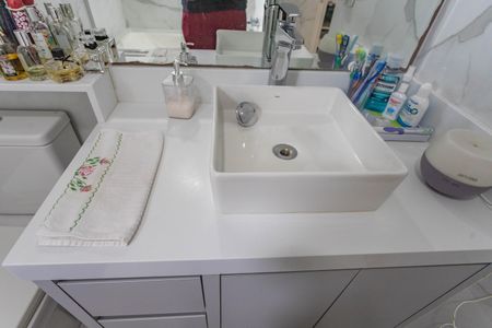 Apartamento à venda com 114m², 3 quartos e 1 vagaBanheiro da suíte 1